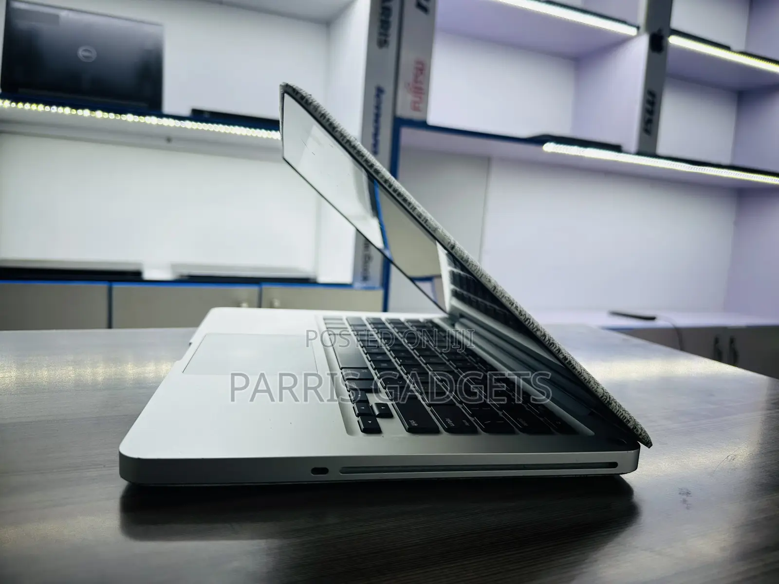 Laptop Apple MacBook Pro 2011 8GB Intel Core I5 HDD 500GB