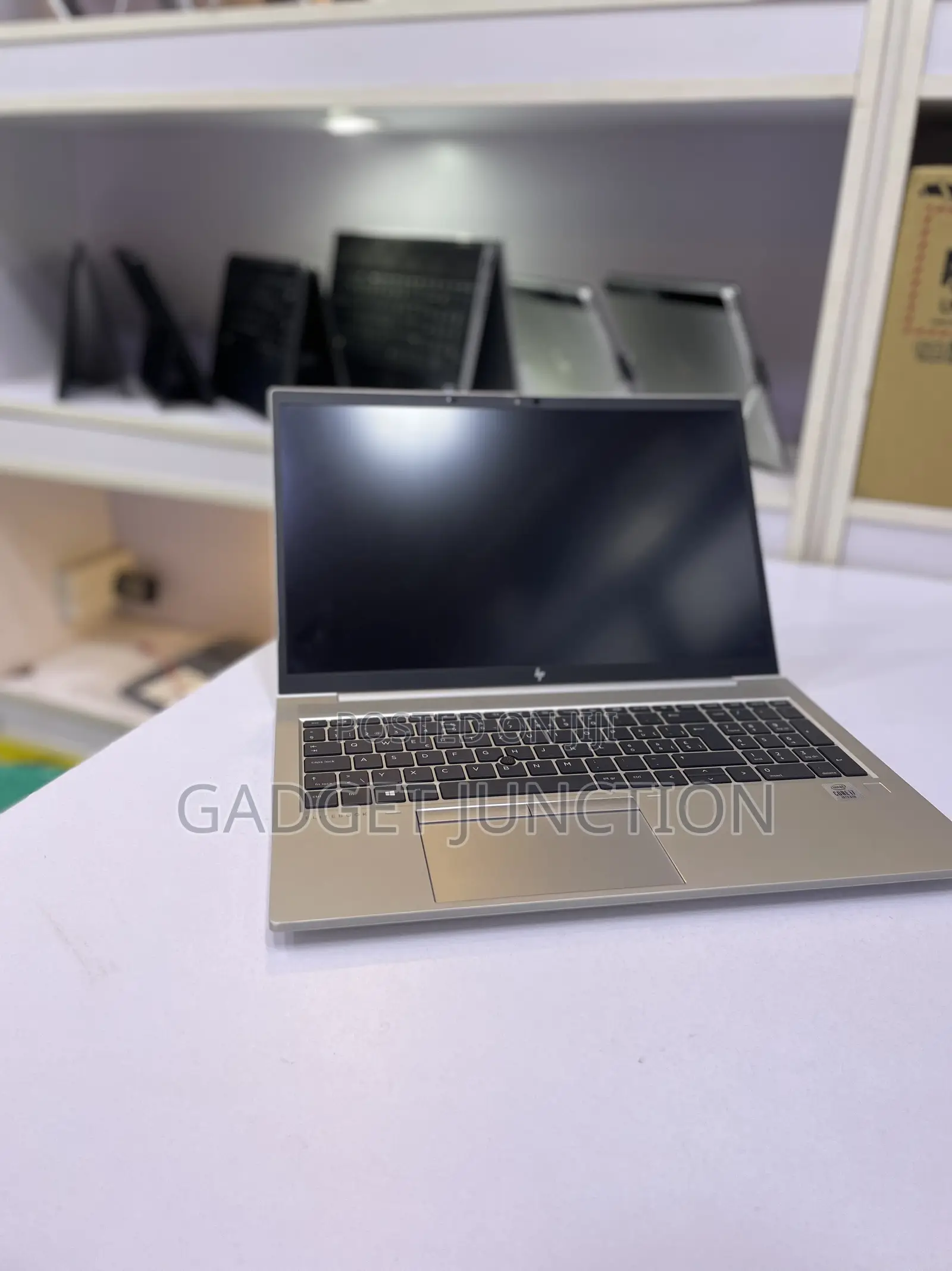 New Laptop HP EliteBook 850 8GB Intel Core I7 SSD 256GB