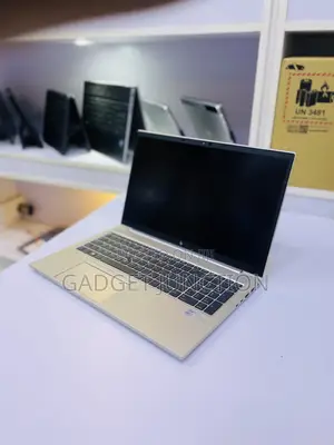New Laptop HP EliteBook 850 8GB Intel Core I7 SSD 256GB