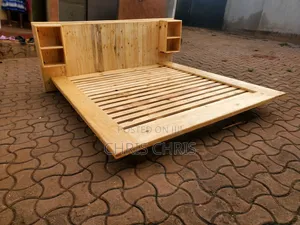Pallet Floating Bed