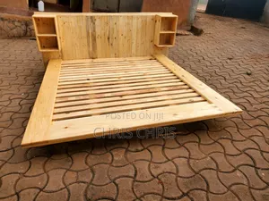 Pallet Floating Bed