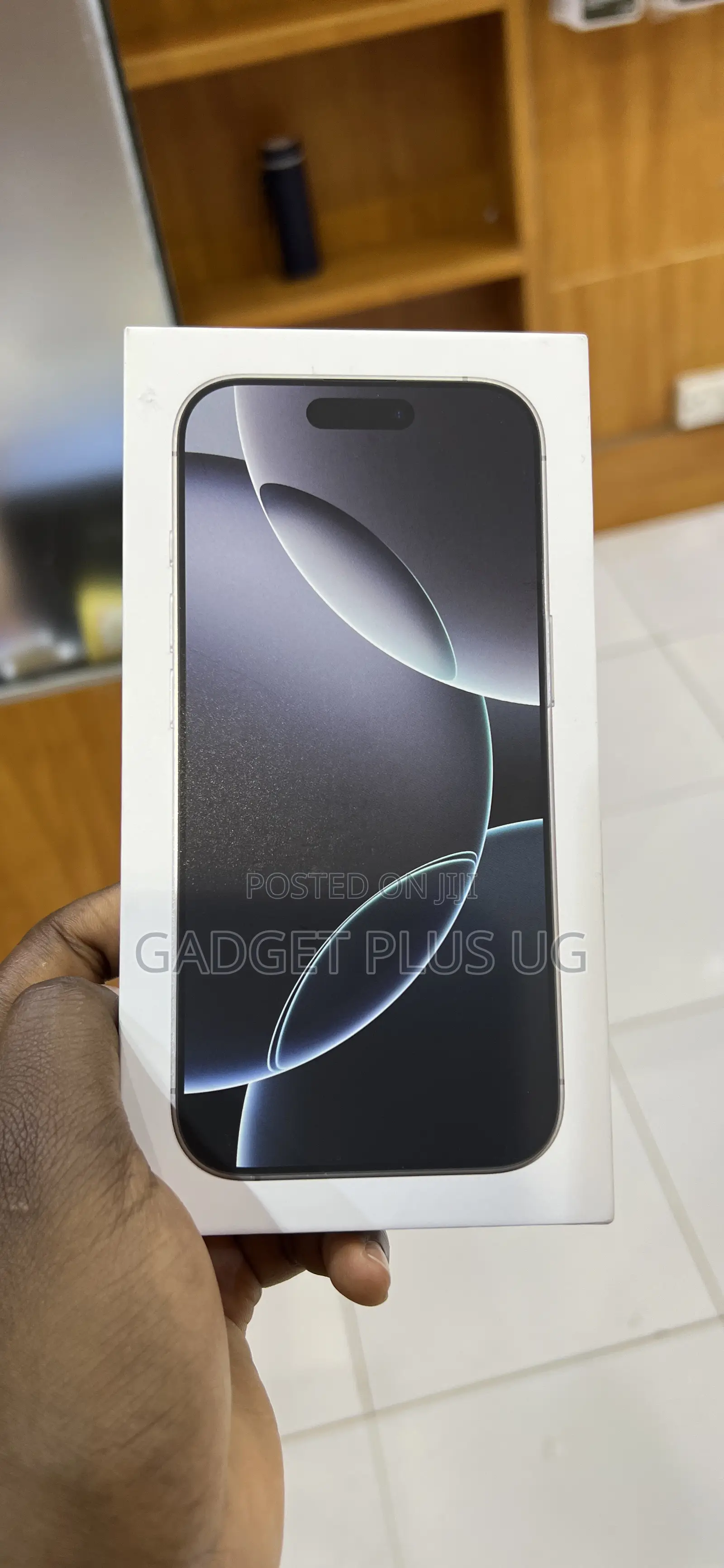 New Apple iPhone 16 Pro 256 GB White
