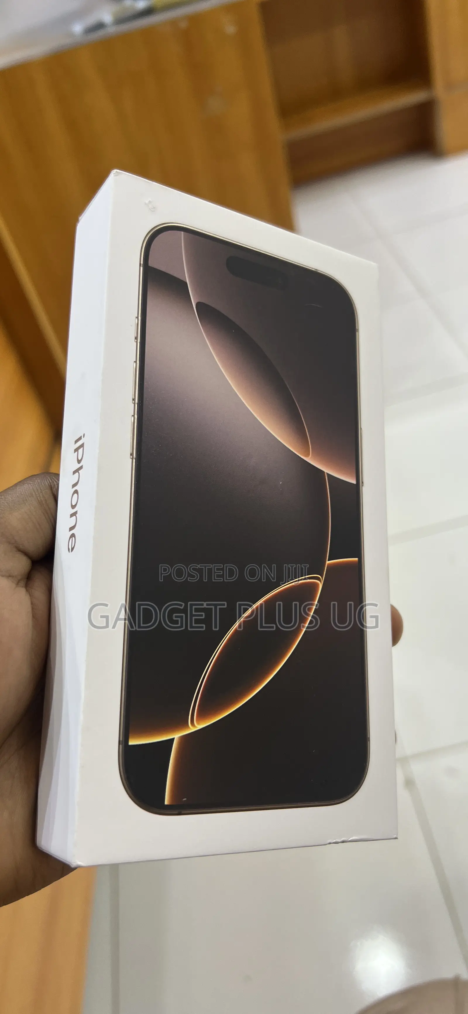 New Apple iPhone 16 Pro 256 GB Bronze