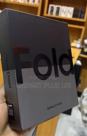 New Samsung Galaxy Z Fold4 256 GB Black