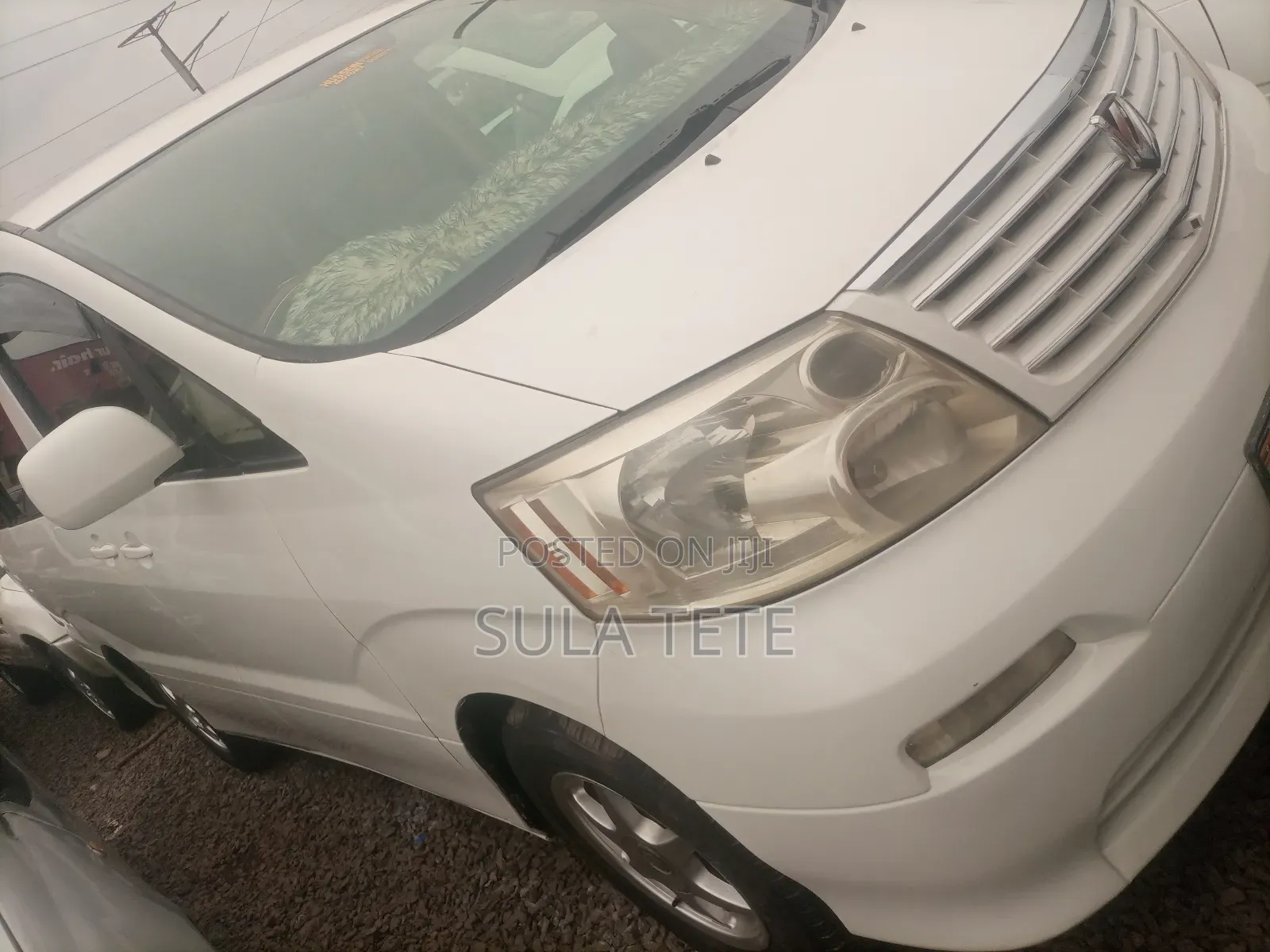 Toyota Alphard 2.4 Petrol AWD 2004 White