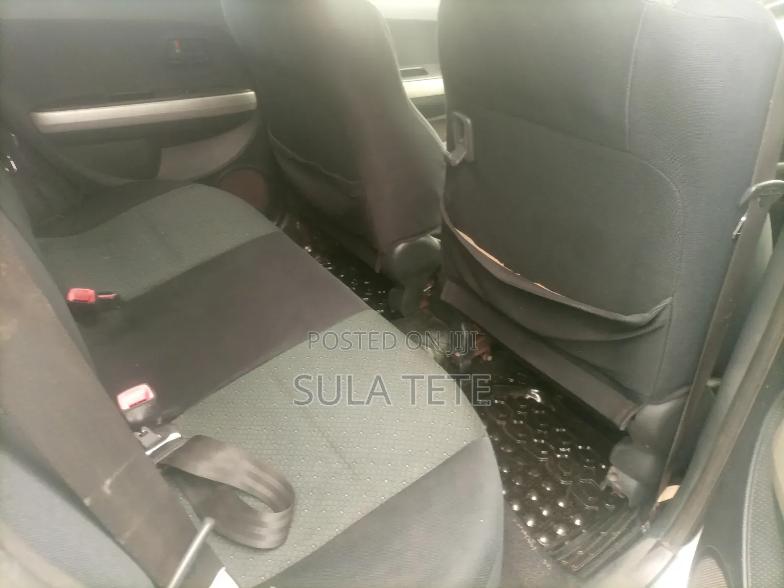 Toyota IST 2004 Silver