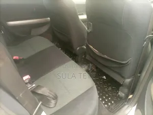 Toyota IST 2004 Silver