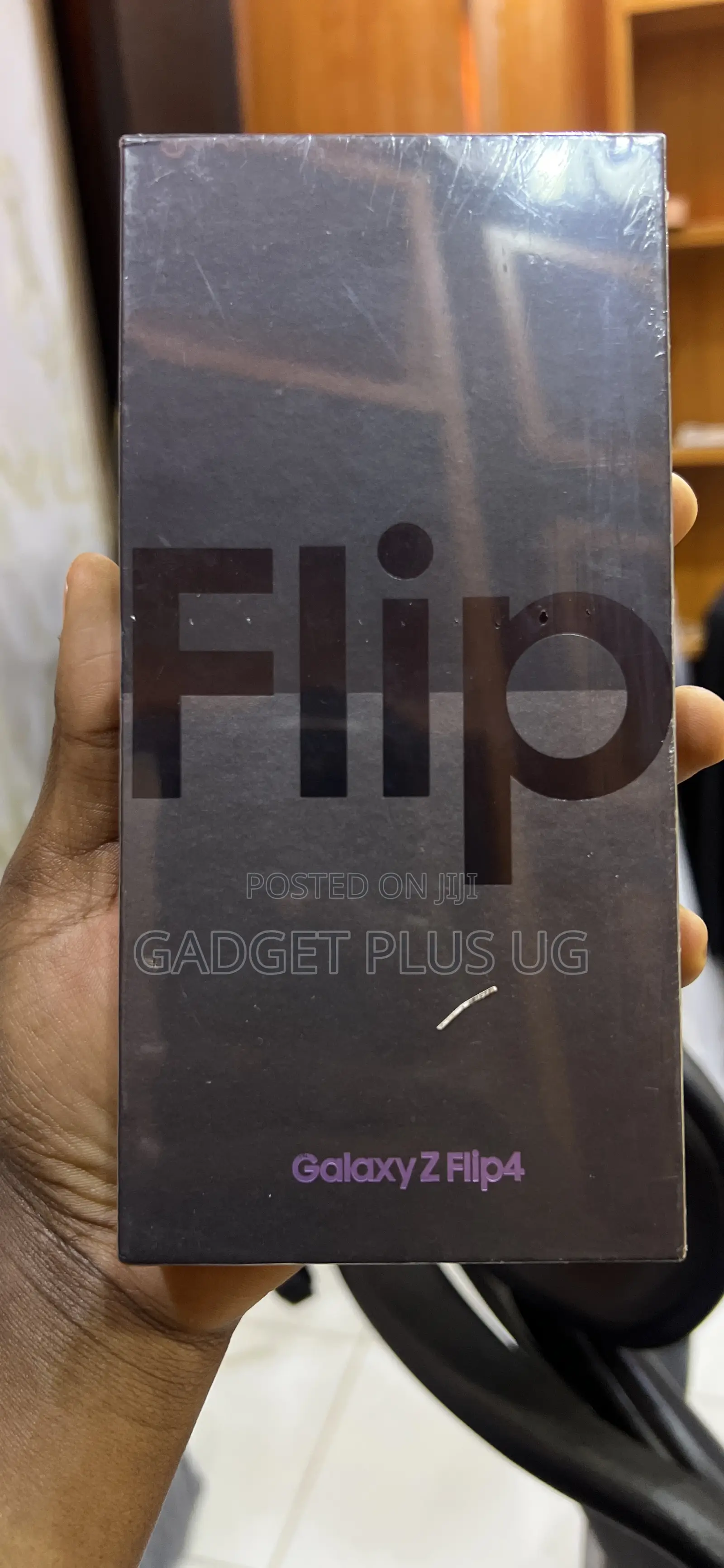 New Samsung Galaxy Z Flip4 256 GB Purple