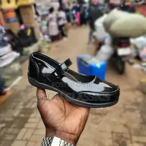 Photo - Girl's School Non Polish Shiny Shoes Size 26 to 36