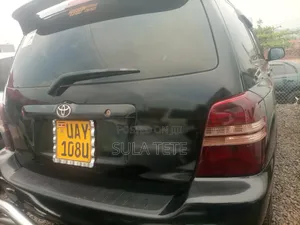 Toyota Kluger 2004 Black