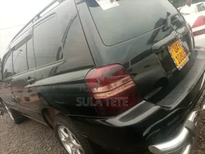 Toyota Kluger 2004 Black