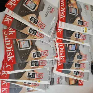 SANDDISK Cards