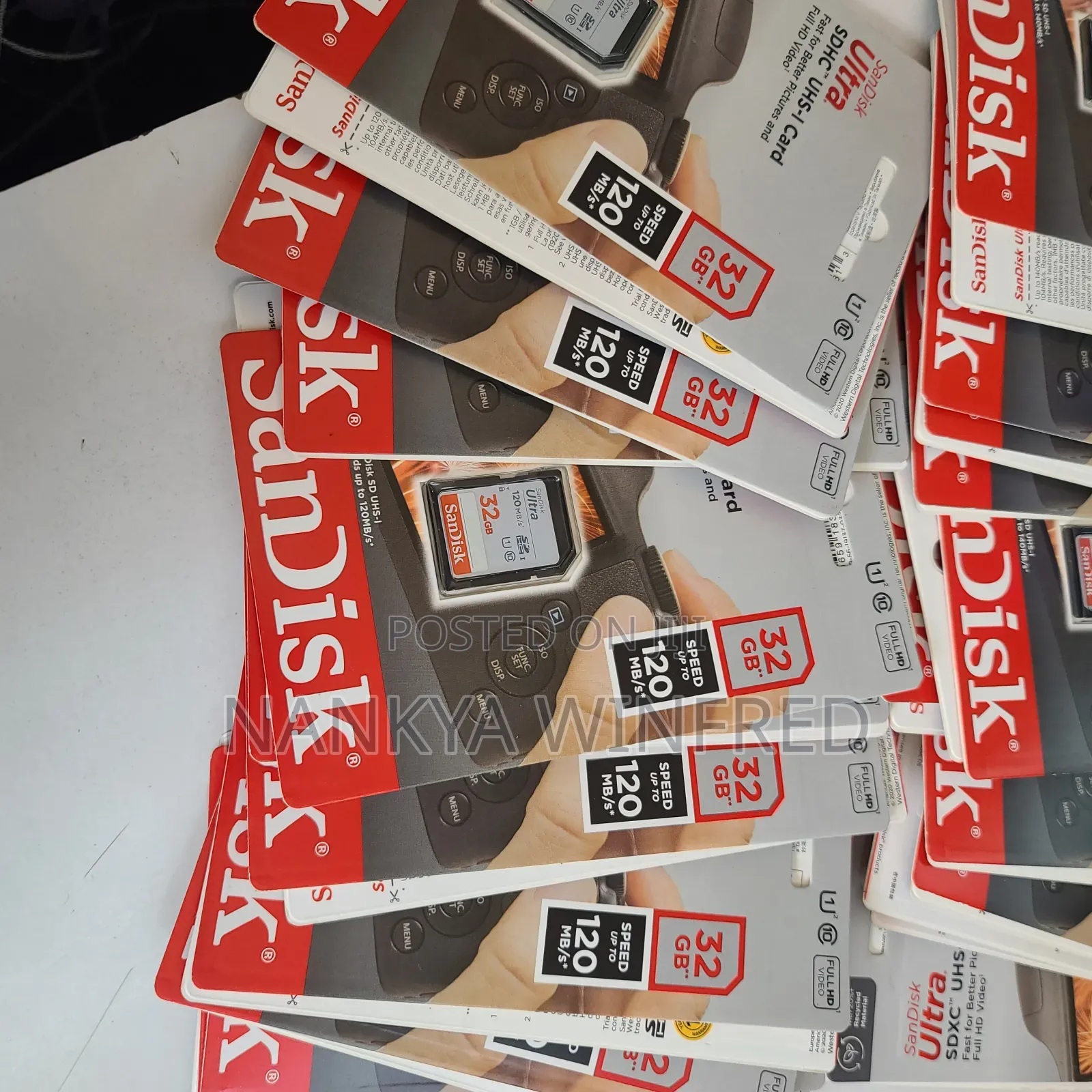 SANDDISK Cards