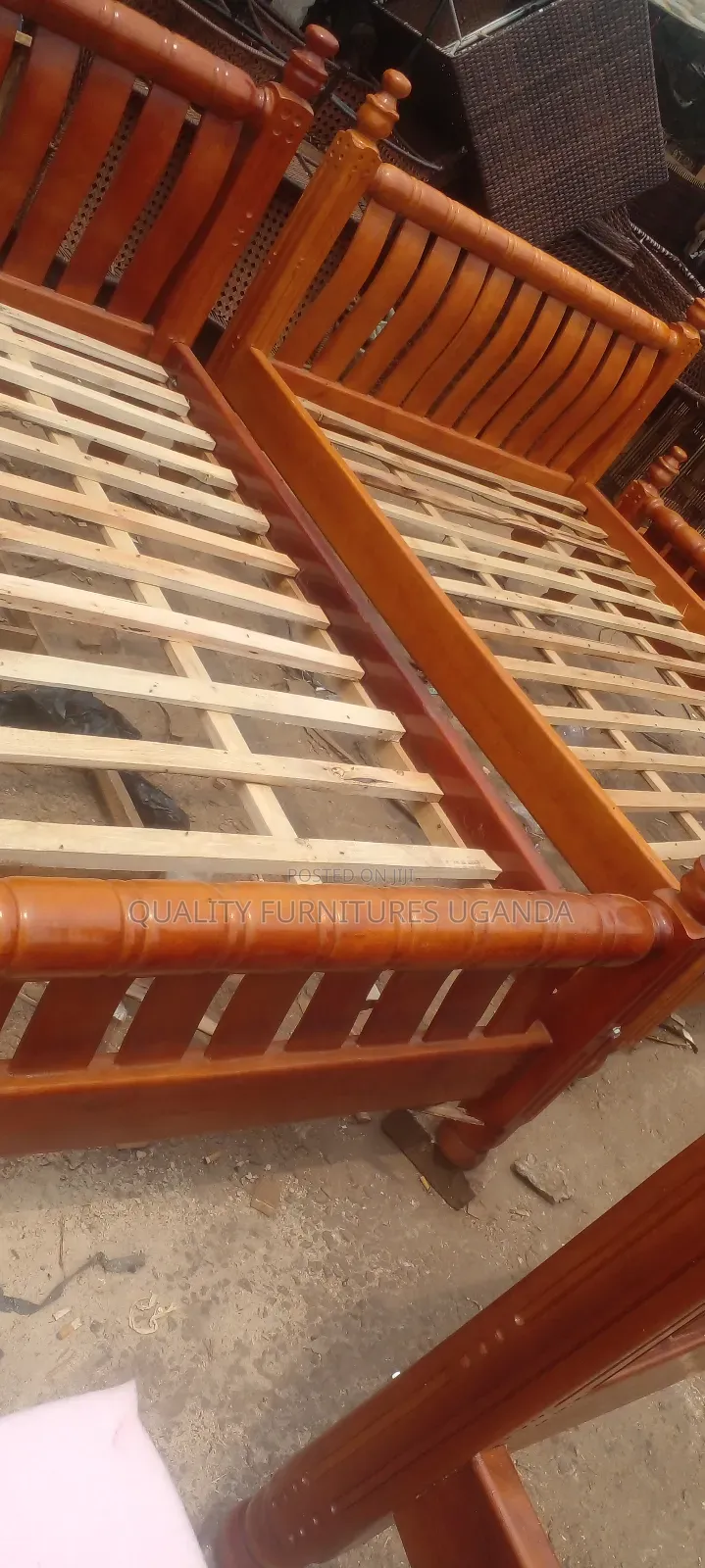 Solid Classic Wooden Bed in 4x6