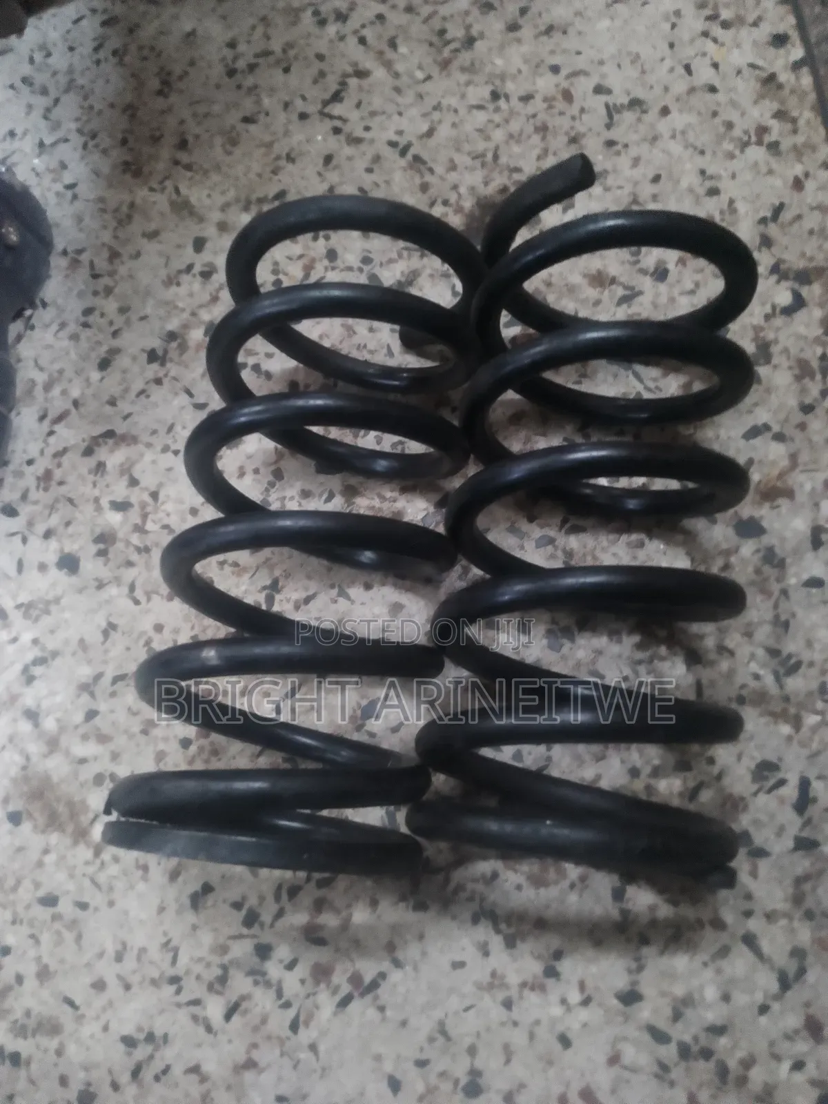 Rear Springs for Noah Old Model