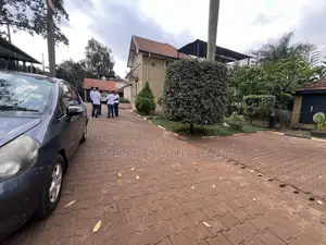 Land for Sale in Kololo 70 Decimals