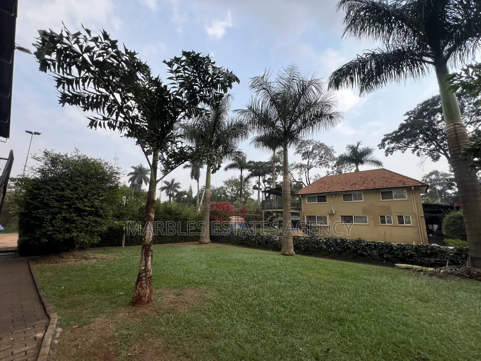 Land for Sale in Kololo 70 Decimals
