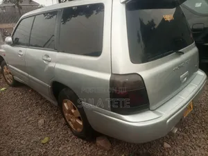 Subaru Forester Automatic 2002 Silver