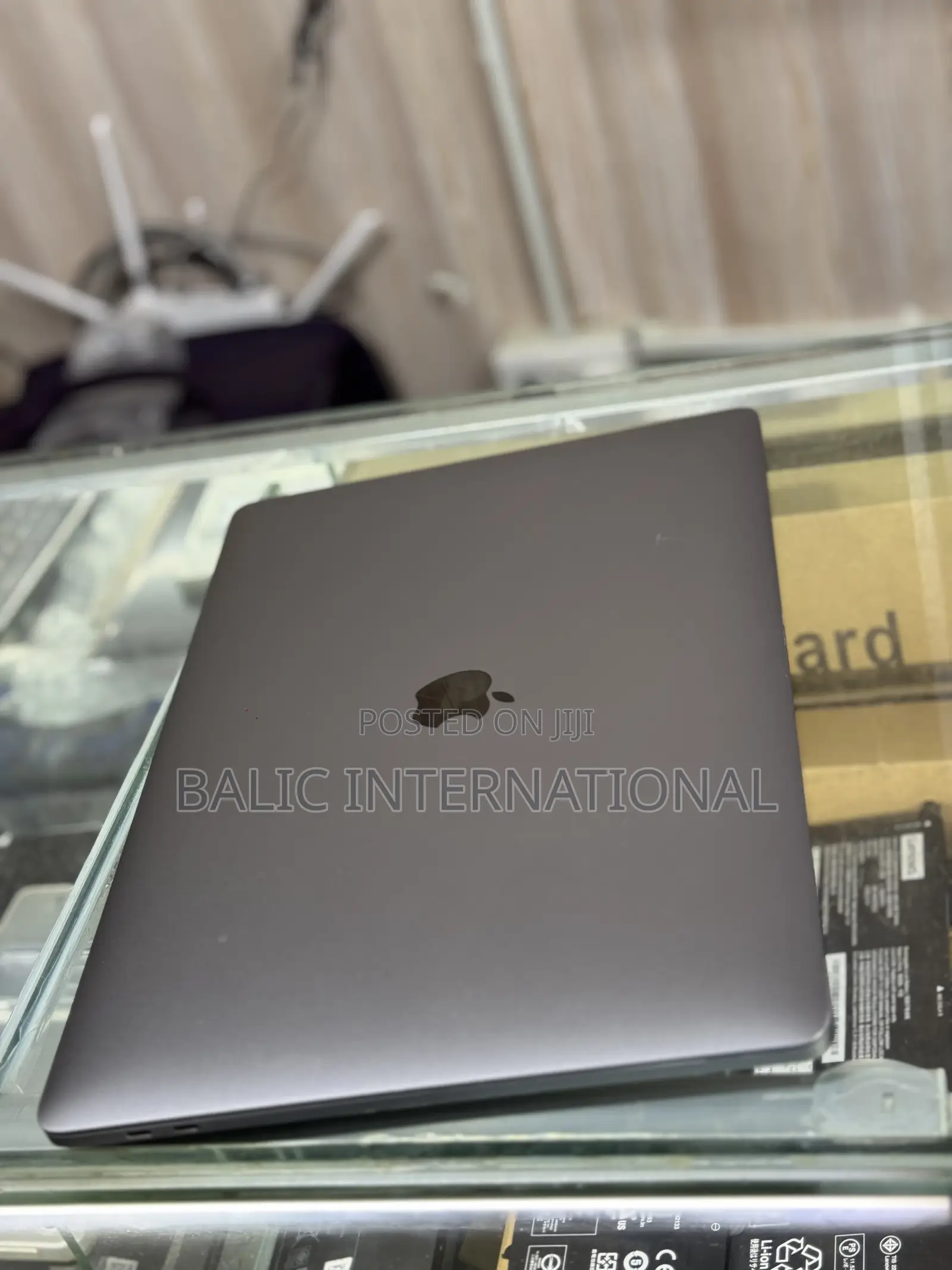 Laptop Apple MacBook Pro 2019 16GB Intel Core I7 SSD 256GB