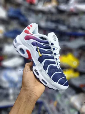 Super Fashion Means Nike Shoes
