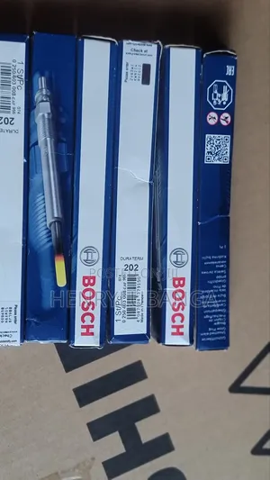 Photo - Mercedes Benz, Chrysler Glow Plugs