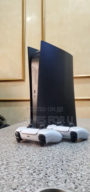 Black Ps5 Digital Edition With One Original Controller