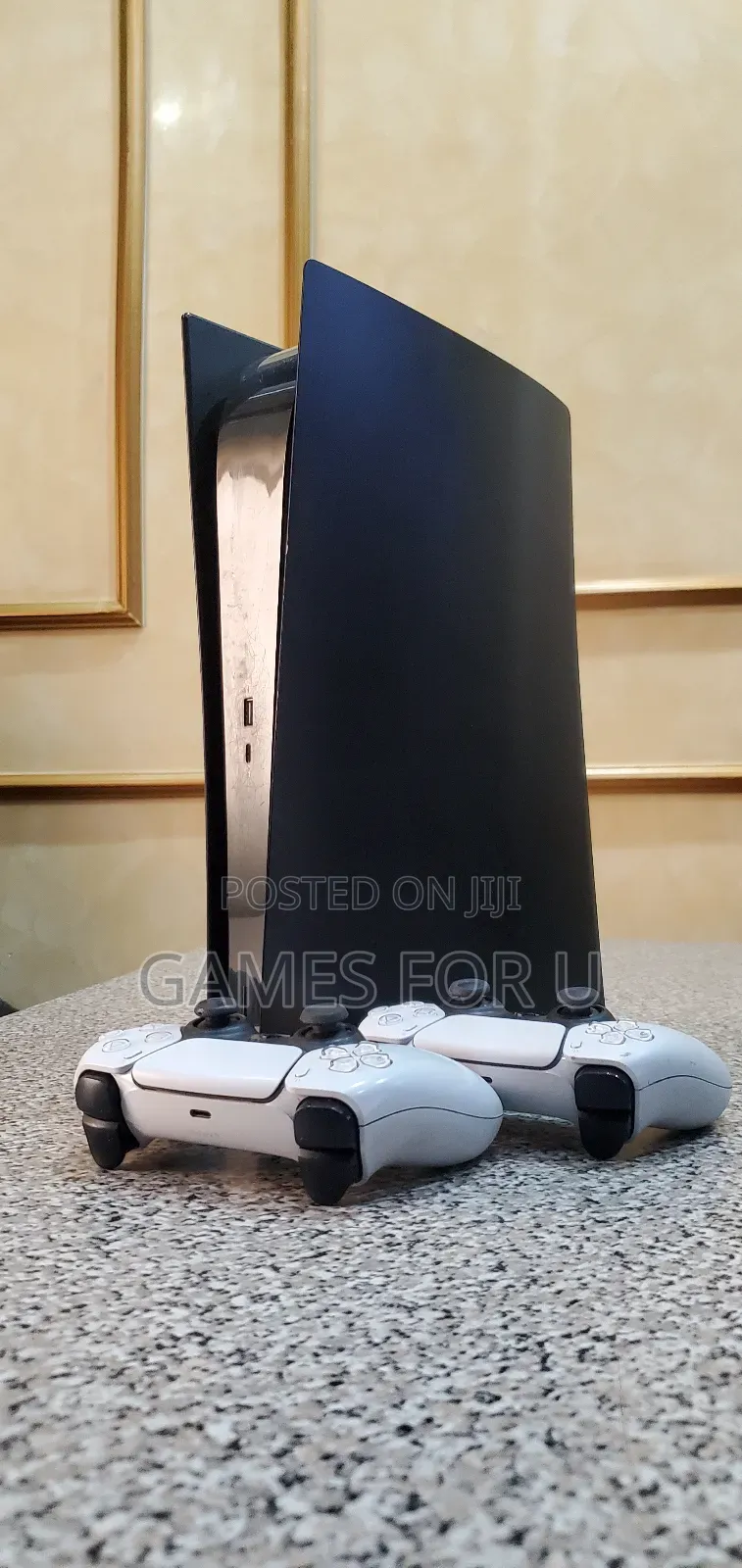 Uk Inported Ps5 Digital Color Black and One White Controller
