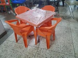 Restaurant Chairs and Table Set High Quality