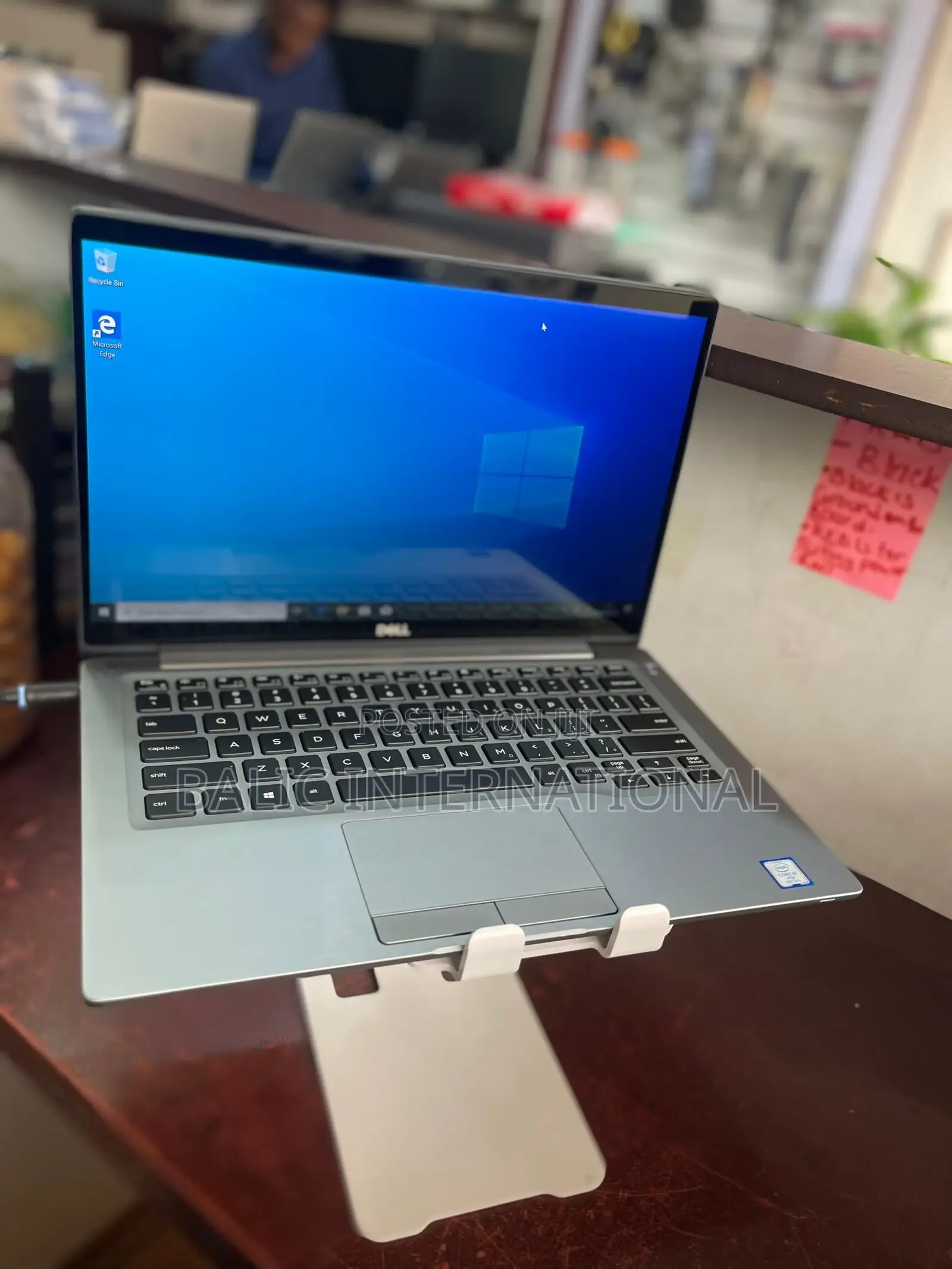 Laptop Dell Latitude 7400 8GB Intel Core I5 SSD 256GB