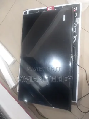 Lg Tv Flat Screen 32" Flameless