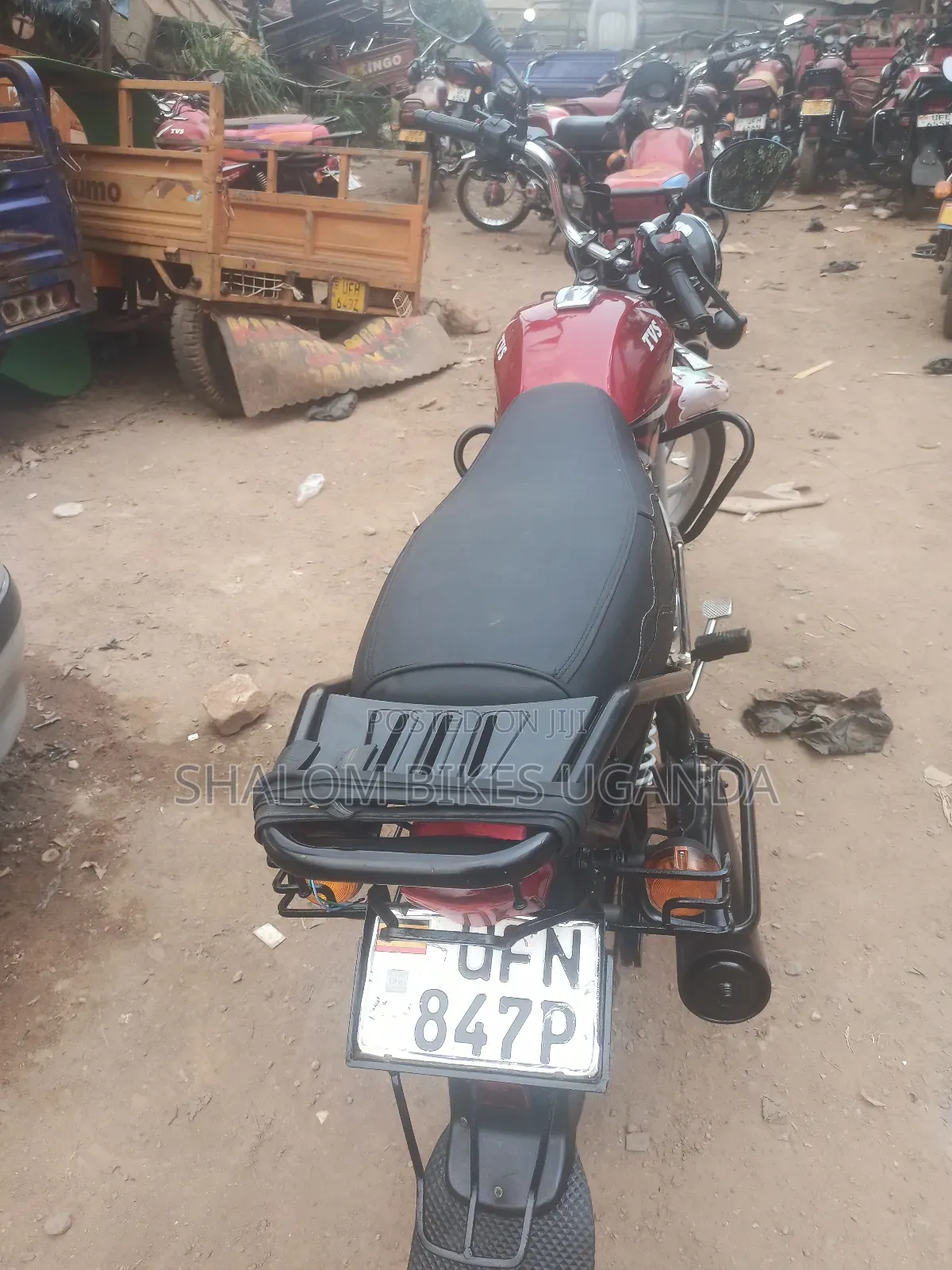 TVS HLX 125 2022 Red