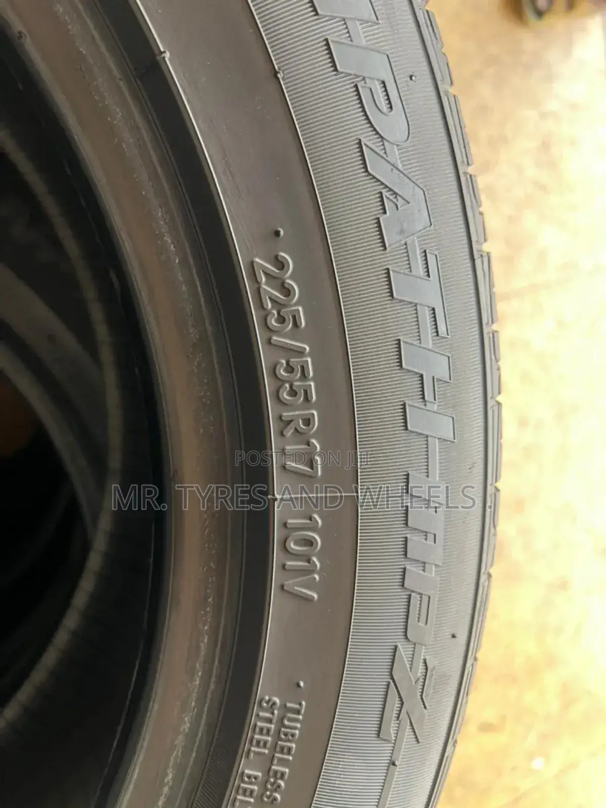 225 55 R17 Standard Size 4 Ur Car Used From Japan Type Toyo