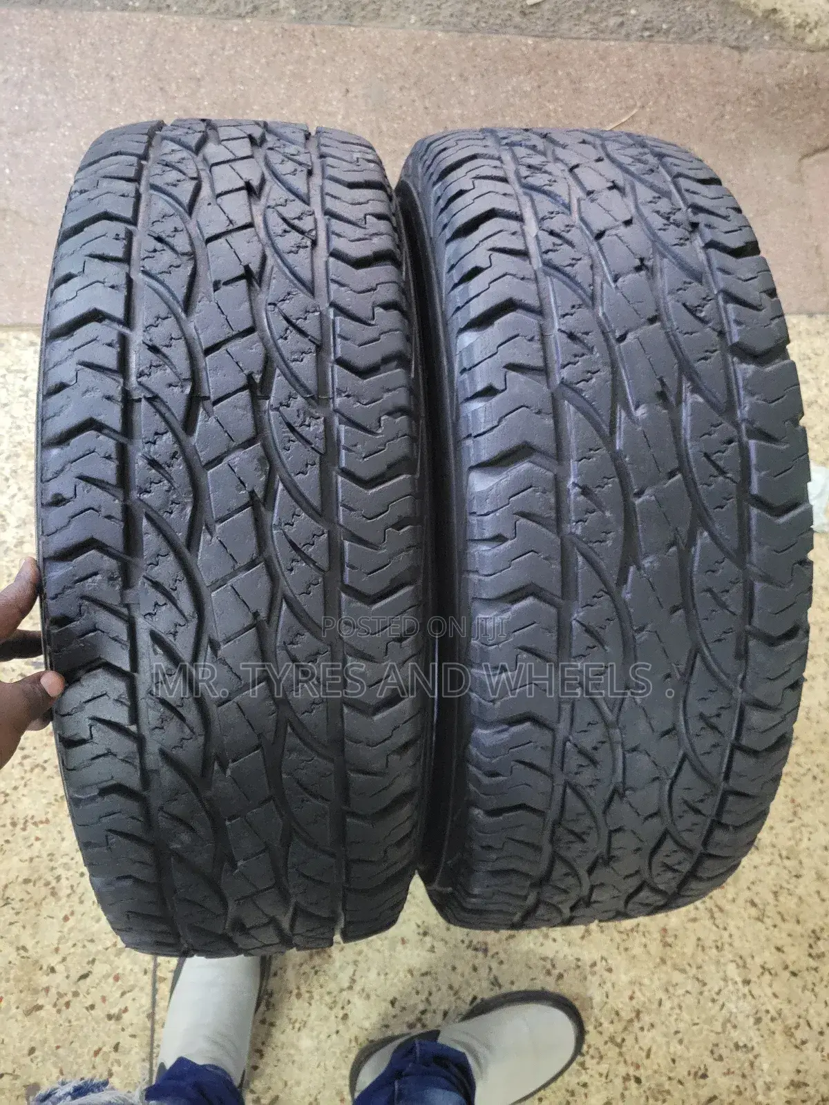 It's 265 70 R15 GT SAVERO RADIAL. Very StrongAnd Original