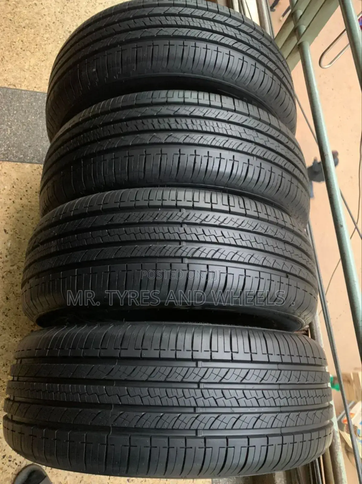 It's225 60 R17 Type Savero 1 of the Gd Brands in E World 