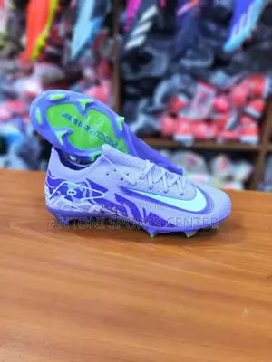 Praying Boots Zoom
