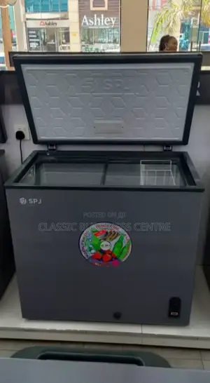 SPJ 260 Litres Chest Freezer
