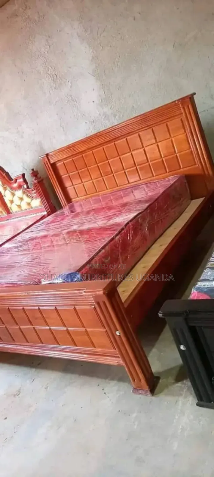 Ugandan Made 5x6 Tile Bed