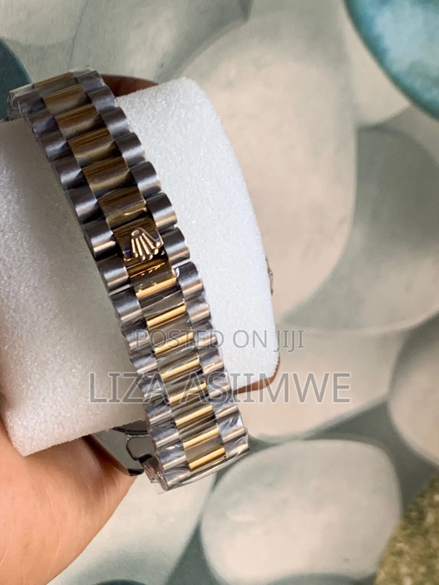 Double Colour Rolex Watch With a Black Dial