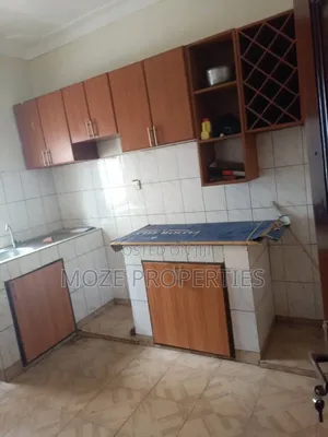 2bdrm Bungalow in Mutungo Biina, Central Division for rent