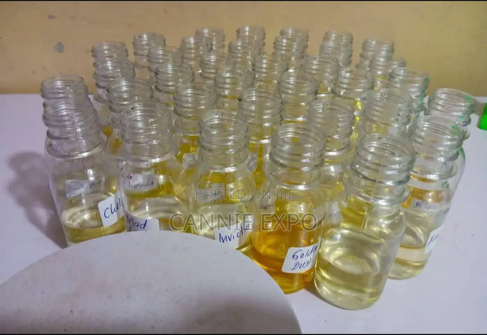 Whole Sale and Retail Oil Perfume