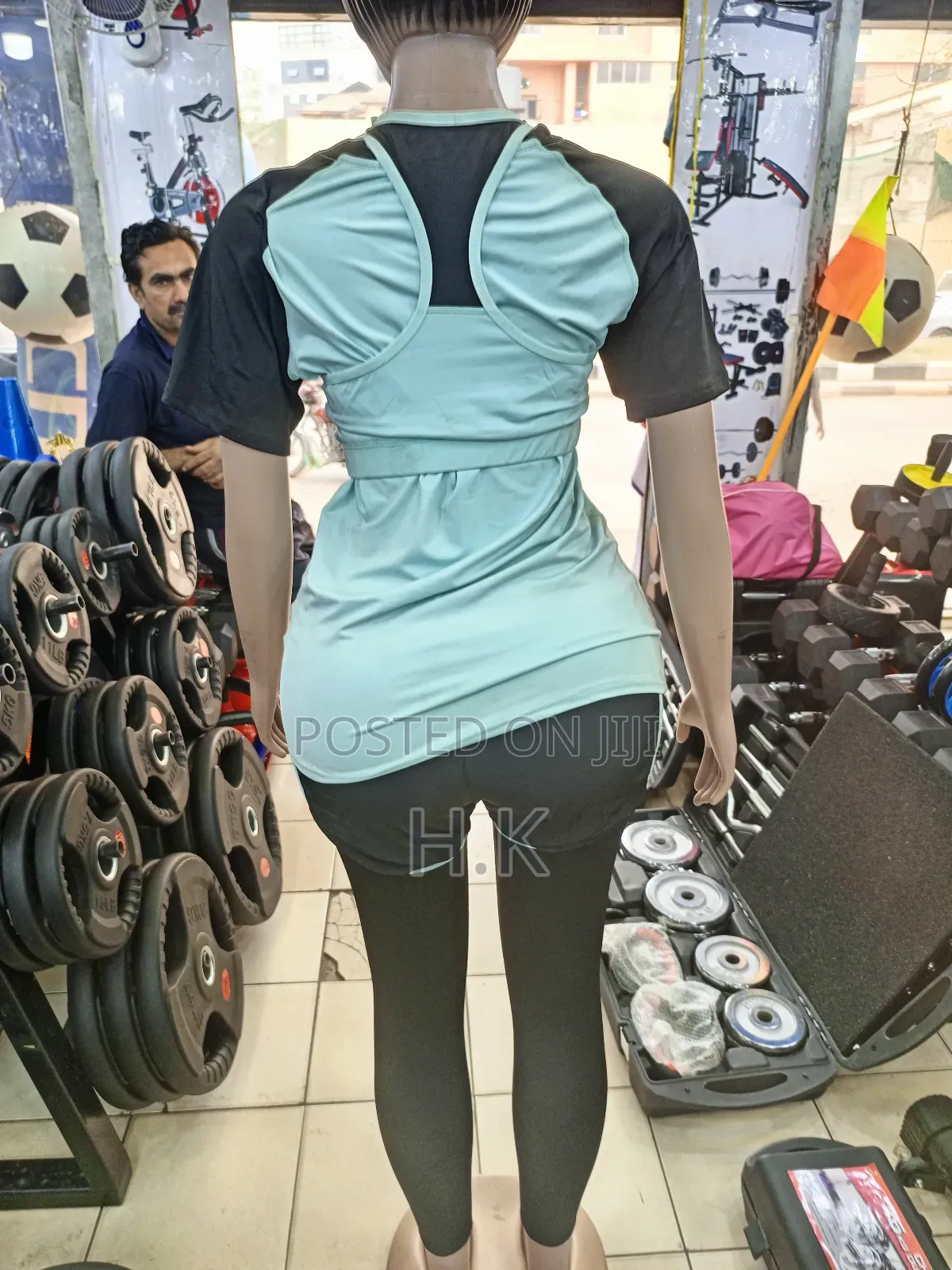 Women's 3-Piece Athletic Outfit