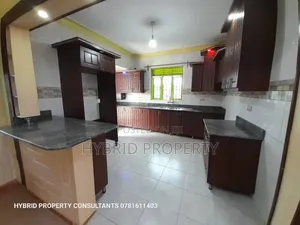 4bdrm House in Nansana Along Hoima for sale