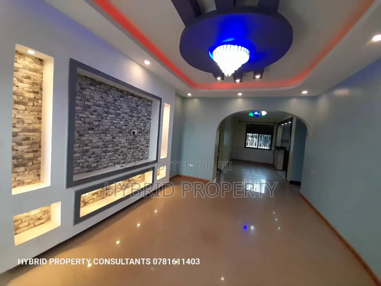 4bdrm House in Nansana Along Hoima for sale