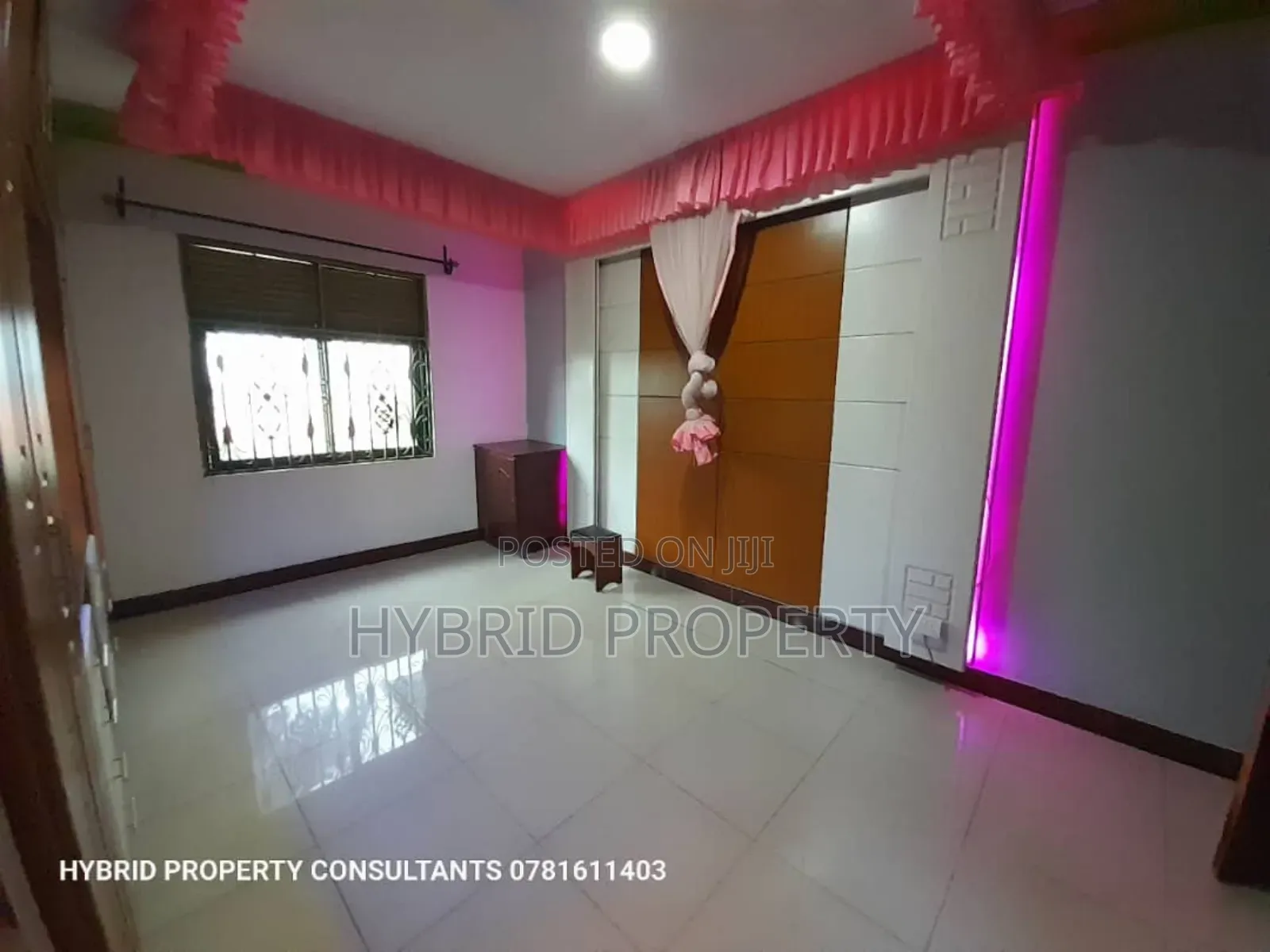 4bdrm House in Nansana Along Hoima for sale