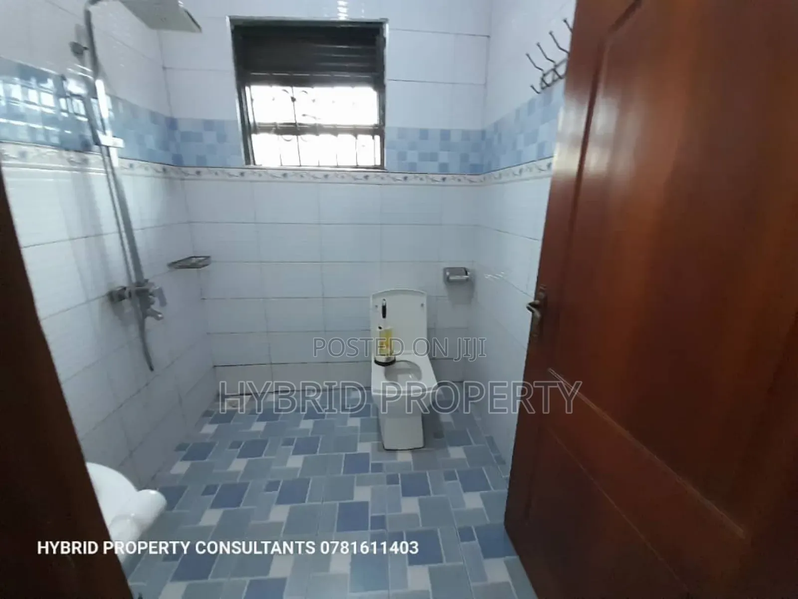 4bdrm House in Nansana Along Hoima for sale