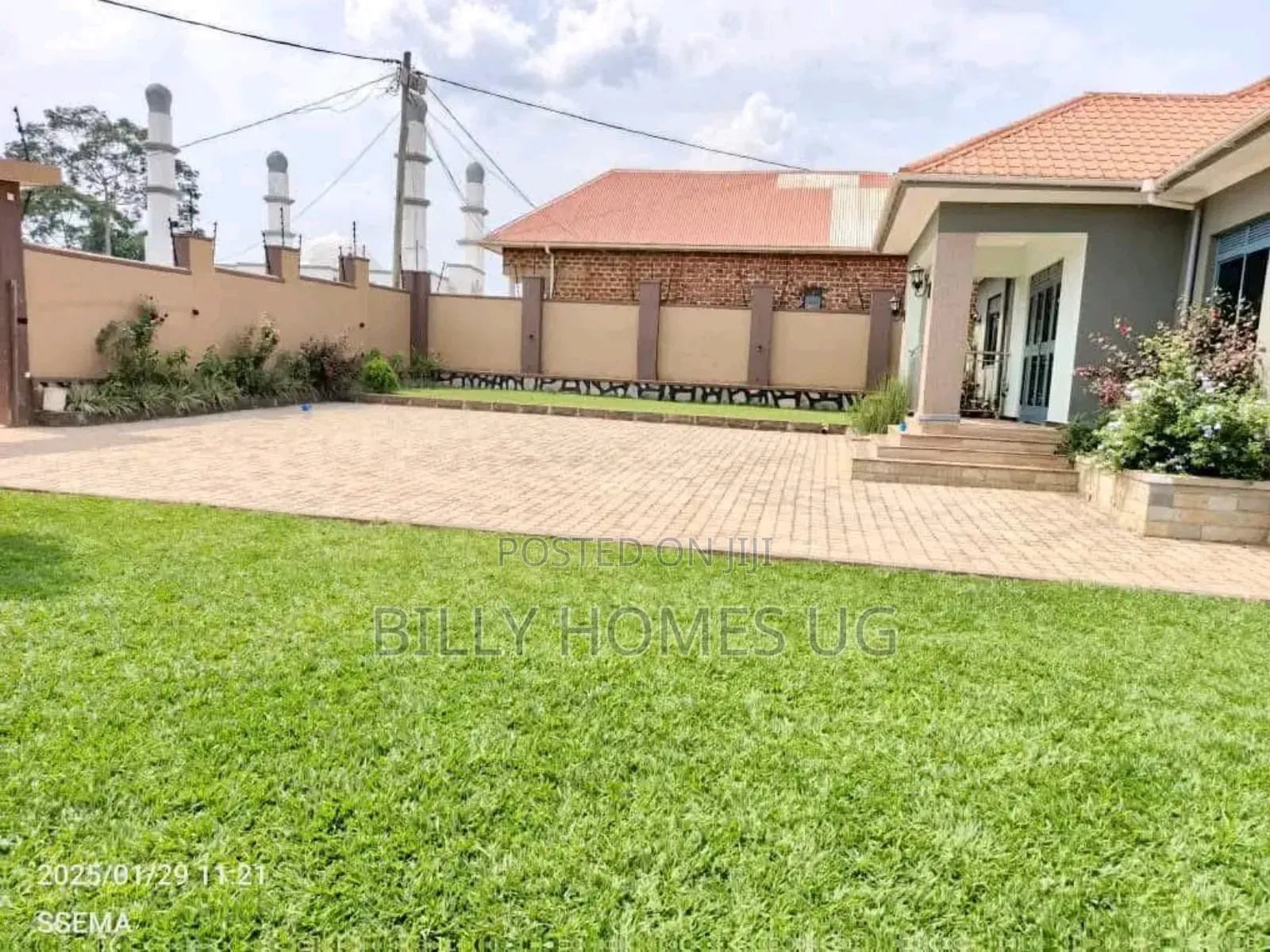 Furnished 3bdrm Bungalow in Rubaga for sale
