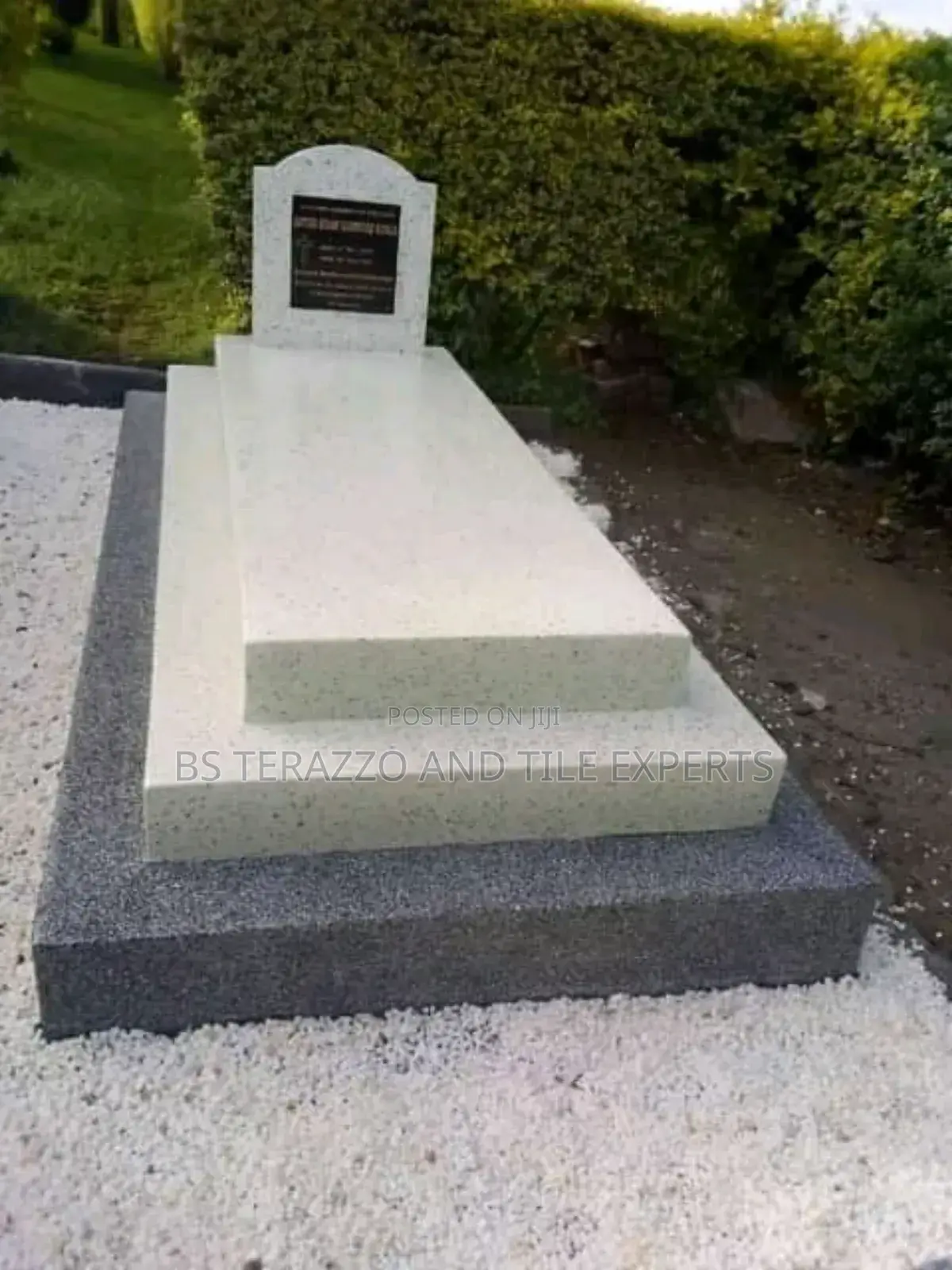 Terrazo Grave Finishings