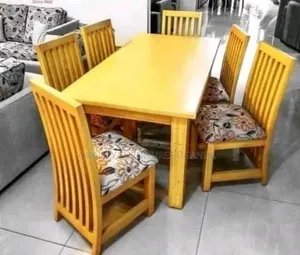 6 Sitter Dinning Table in Natural Colour
