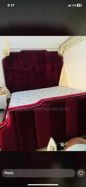 Master Bed Marron