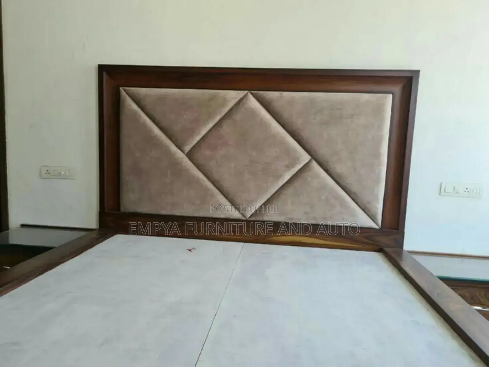 Master Bed Redv
